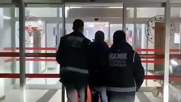 FETÖ'ye 23 ilde kıskaç operasyonu: 110 gözaltı