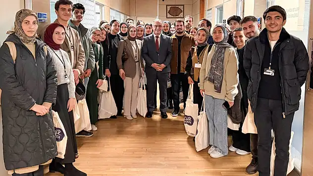 NEÜ, ÜNİDES Programından 7 proje ile destek aldı