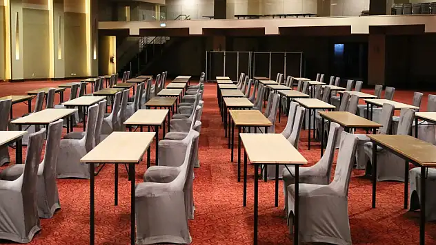 Antalya'da yarıyıl tatilinde oteller okula dönüşüyor