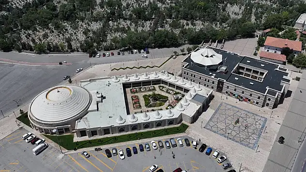 Konya'daki müzelere ziyaretçilerden yoğun ilgi