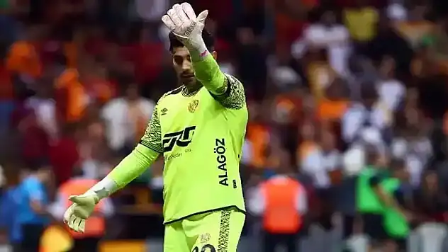 Konyaspor yeni eldiveninin lisansı çıkartıldı