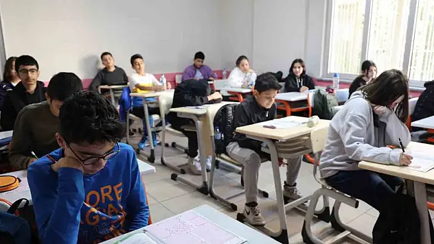 Yarıyıl tatili başladı... Öğrencilere 'dijital dünya' uyarısı