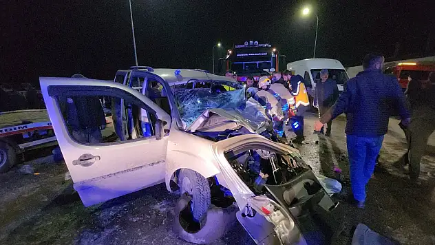 Düzce'de zincirleme kaza! Çok sayıda yaralı var