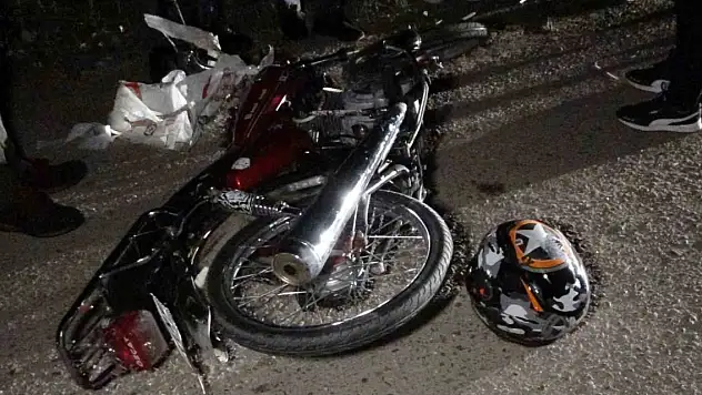 Motosikletli gencin feci ölümü... Cenazenin kaldırılmasını herkes izledi