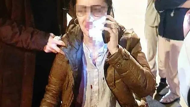 Kocasının sevgilisine benzettiği kadını darbetti