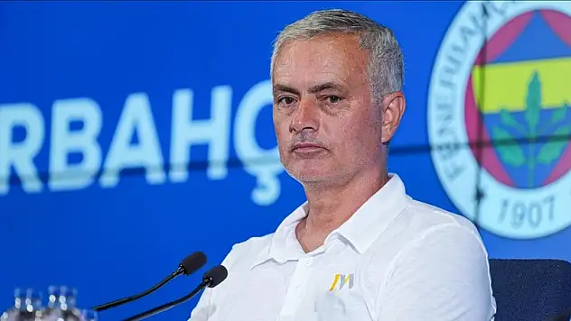 Jose Mourinho Göztepe maçında yok