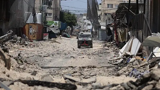 İsrail, Cenin'e saldırı başlattı: 7 ölü, 35 yaralı