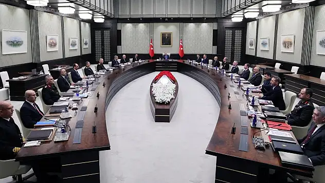 Yılın ilk MGK toplantısı sona erdi: Kırmızı kitap yenilendi!