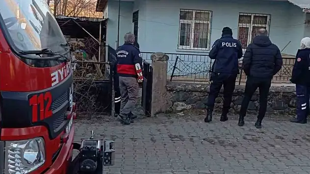 Mezar taşını hazırlayıp evinin bahçesinde intihar etti