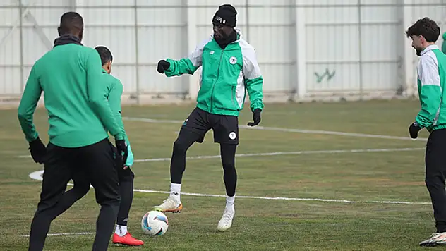 Yolculuk zamanı, Konyaspor, Galatasaray maçına hazır!