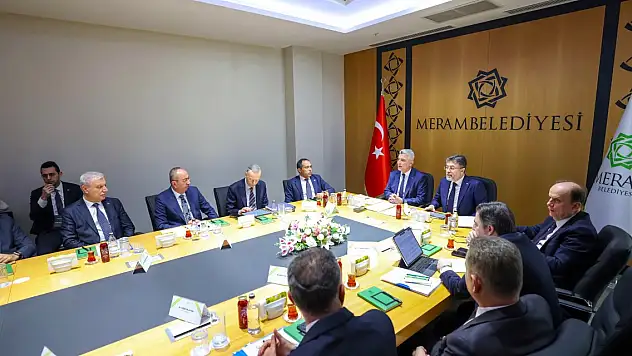 Meram iki bakanı birden ağırladı