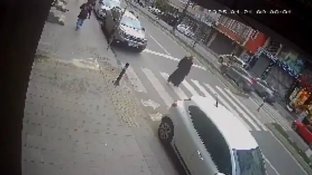 Otobüsün çarptığı kadın hayatını kaybetti