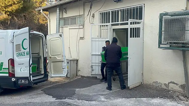 Kız kardeşlerini vurdu! 1 ölü, 1 yaralı