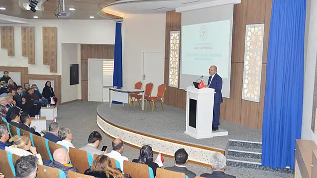 Konya'da aile hekimleri sağlık düzenlemelerini masaya yatırdı