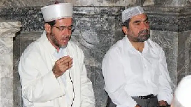 Konya'da şehitler için dua edildi