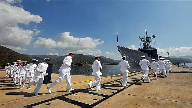 Mehmetçik'in Aden Körfezi'ndeki görev süresi uzatılıyor