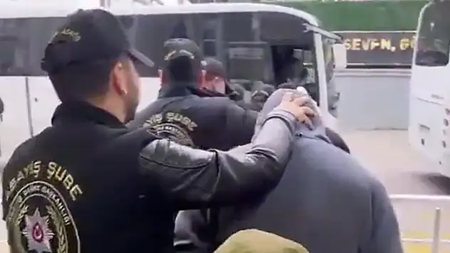 İzmir merkezli 13 ilde suç örgütü operasyonu: 61 tutuklama