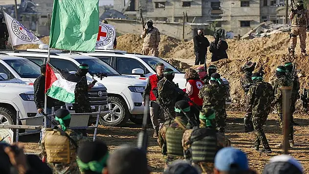 Esir takasında 4. tur... Filistinli esirler serbest kaldı