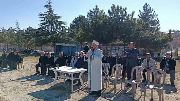 Konya'da  eller semaya açıldı