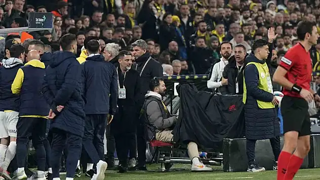 Fenerbahçe Kadıköy'de geri döndü! 3 puan Kanarya'nın