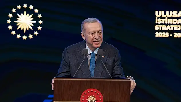 Cumhurbaşkanı Erdoğan açıkladı! Gençlere istihdam müjdesi