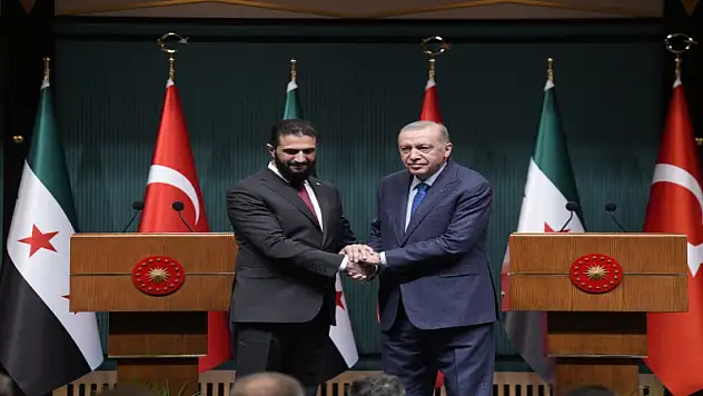 Suriye Cumhurbaşkanı Ahmed Şara'dan, Erdoğan'a sürpriz davet!