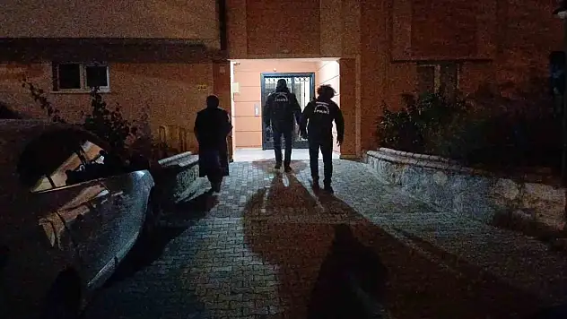 62 yaşındaki adam, eşi tarafından ölü bulundu