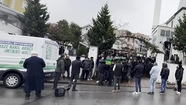 Karısı tarafından öldürülen adam toprağa verildi