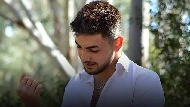 Bıçaklanan garson öldü