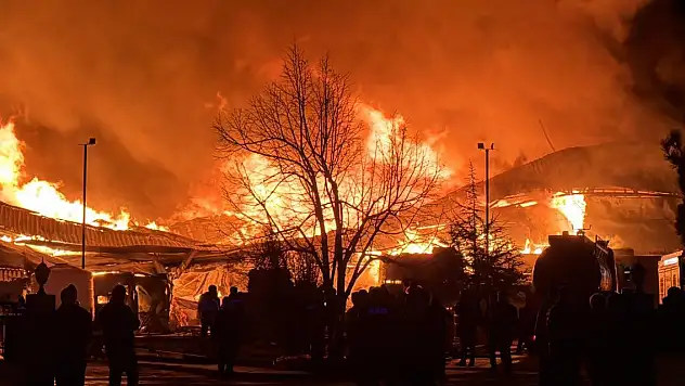 Fabrika alevler içinde kaldı! OSB'de dev yangın
