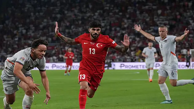 Galatasaray, Eren Elmalı'nın lisansını çıkarttı!