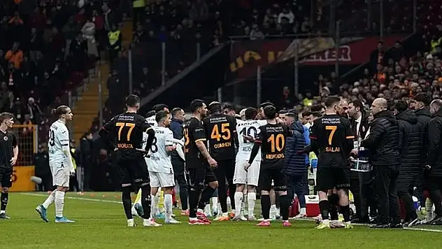 Galatasaray - Adana Demirspor maçının VAR kayıtları açıklandı!