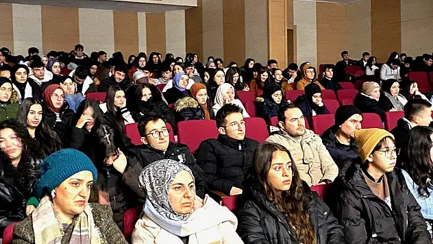 Kulu'da lise öğrencilerine Jandarma ve Sahil Güvenlik Akademisi tanıtıldı