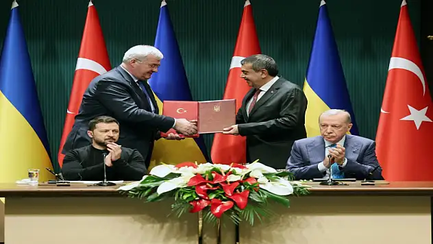 Türkiye ile Ukrayna arasında 2 anlaşma imzalandı