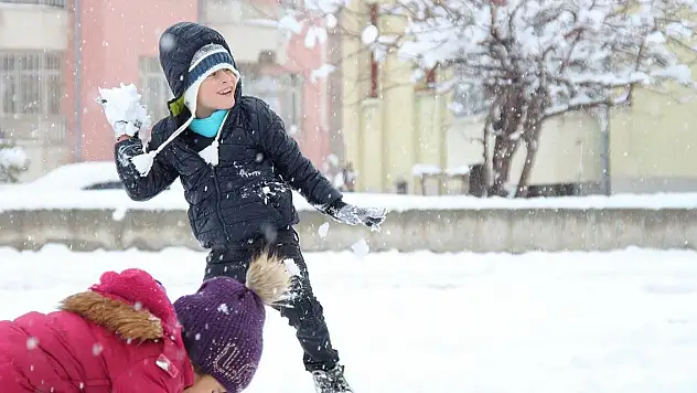 3 ilde eğitime kar engeli
