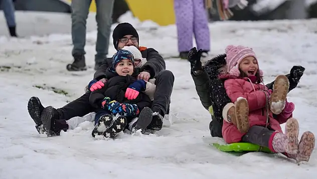 Son Dakika! İstanbul'da okullar tatil edildi