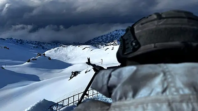 Pençe-Kilit bölgesinde 9 PKK'lı terörist etkisiz hale getirildi