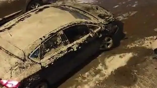 Sürücü 7 araca çarptı: Mahalleliden meydan dayağı