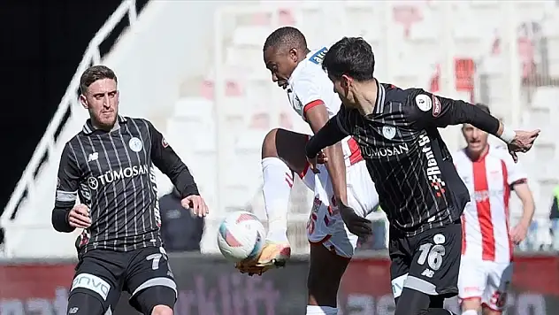 Konyaspor'da Melih'ten beraberlik sözleri!