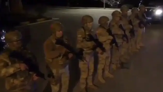 İzmir'de uyuşturucu operasyonu: 18 gözaltı