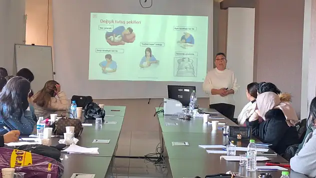 Karaman'da Temel Yenidoğan Bakım Eğitimleri gerçekleştirildi