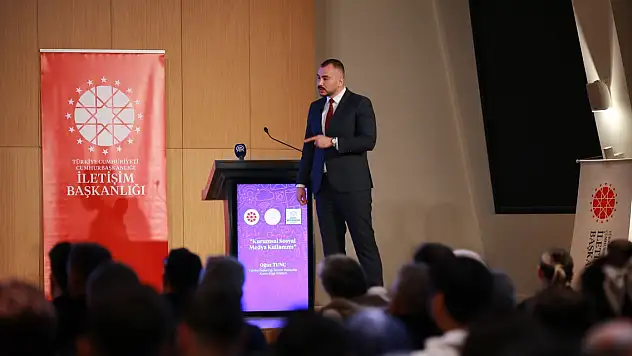 Konya'da kamu kurumlarına sosyal medya eğitimi verildi