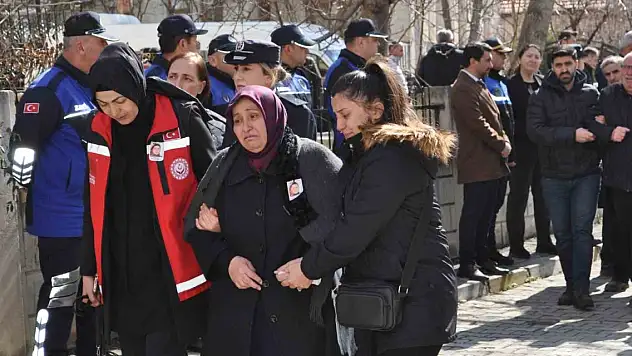 Konya'da şehit düşen Onur Şirin memleketinde son yolculuğuna uğurlandı