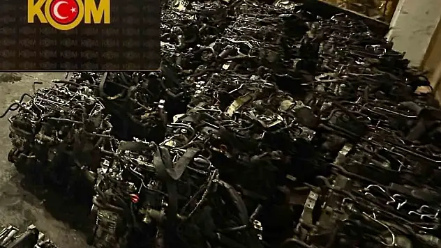 3 ilde operasyon... 80 milyon liralık kaçak oto yedek parçası ele geçirildi
