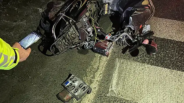 3 aracın karıştığı kazada motosikletin sürücüsünden kahreden haber