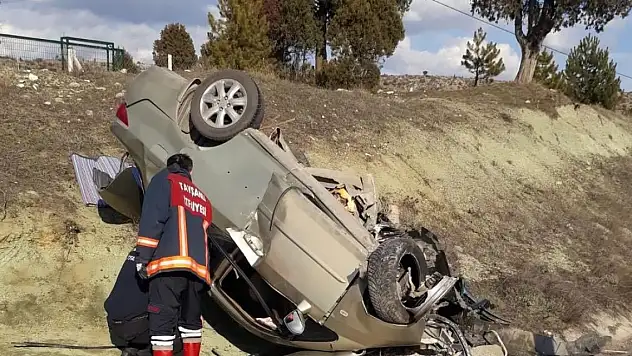 Takla atan otomobilin sürücüsü öldü