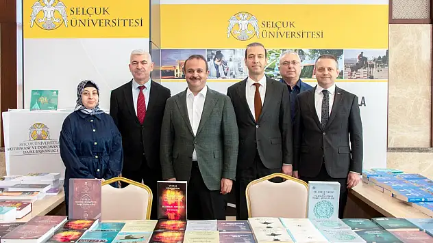 Selçuk Üniversitesi standına yoğun ilgi