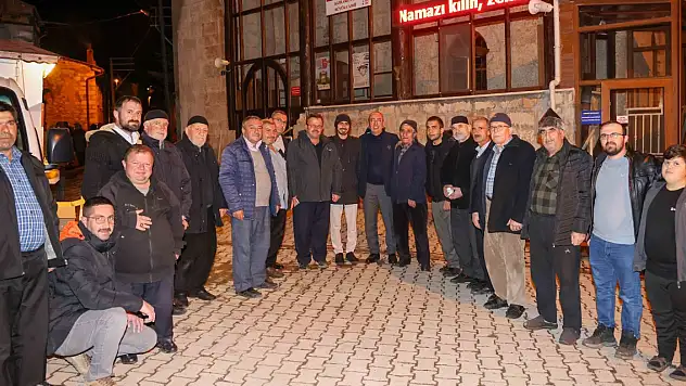 Başkan Kavuş her akşam başka bir mahallede