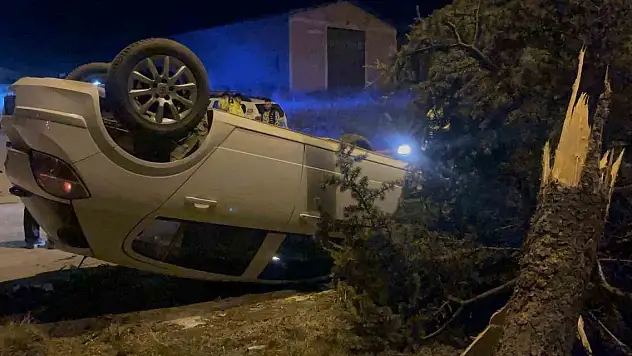 Feci kaza! Otomobil takla attı: 3 yaralı