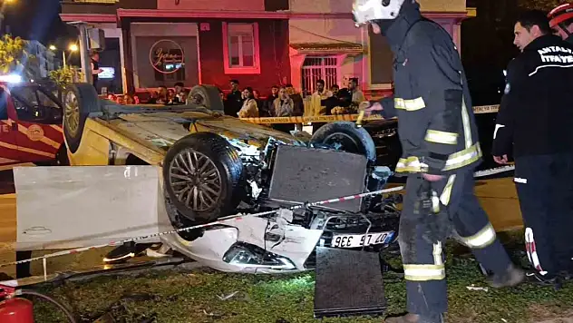 Ehliyetsiz sürücü dehşet saçtı! 4 yaralı